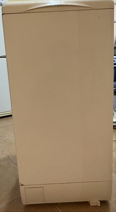 Пральна машина ARDO. НЕ ПРАЦЮЄ Тільки на запчастини. Барабан металевий