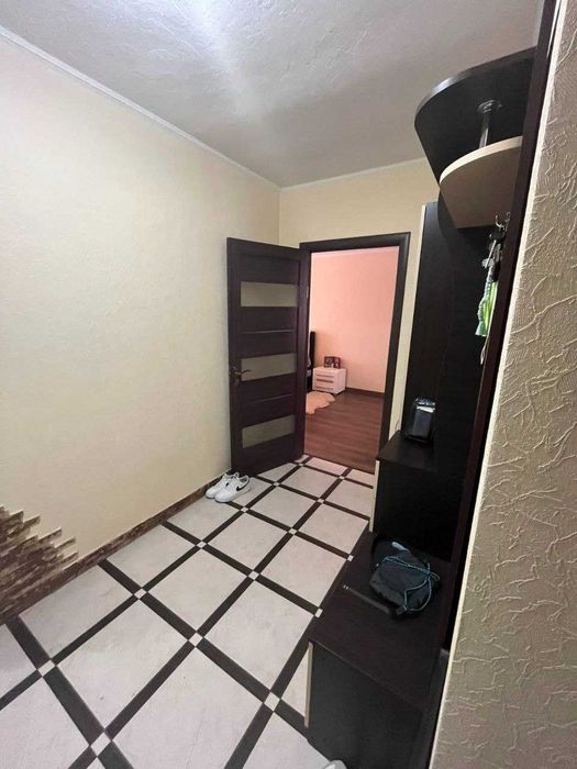 Продається 2 к квартира на вул.Келецька 3449