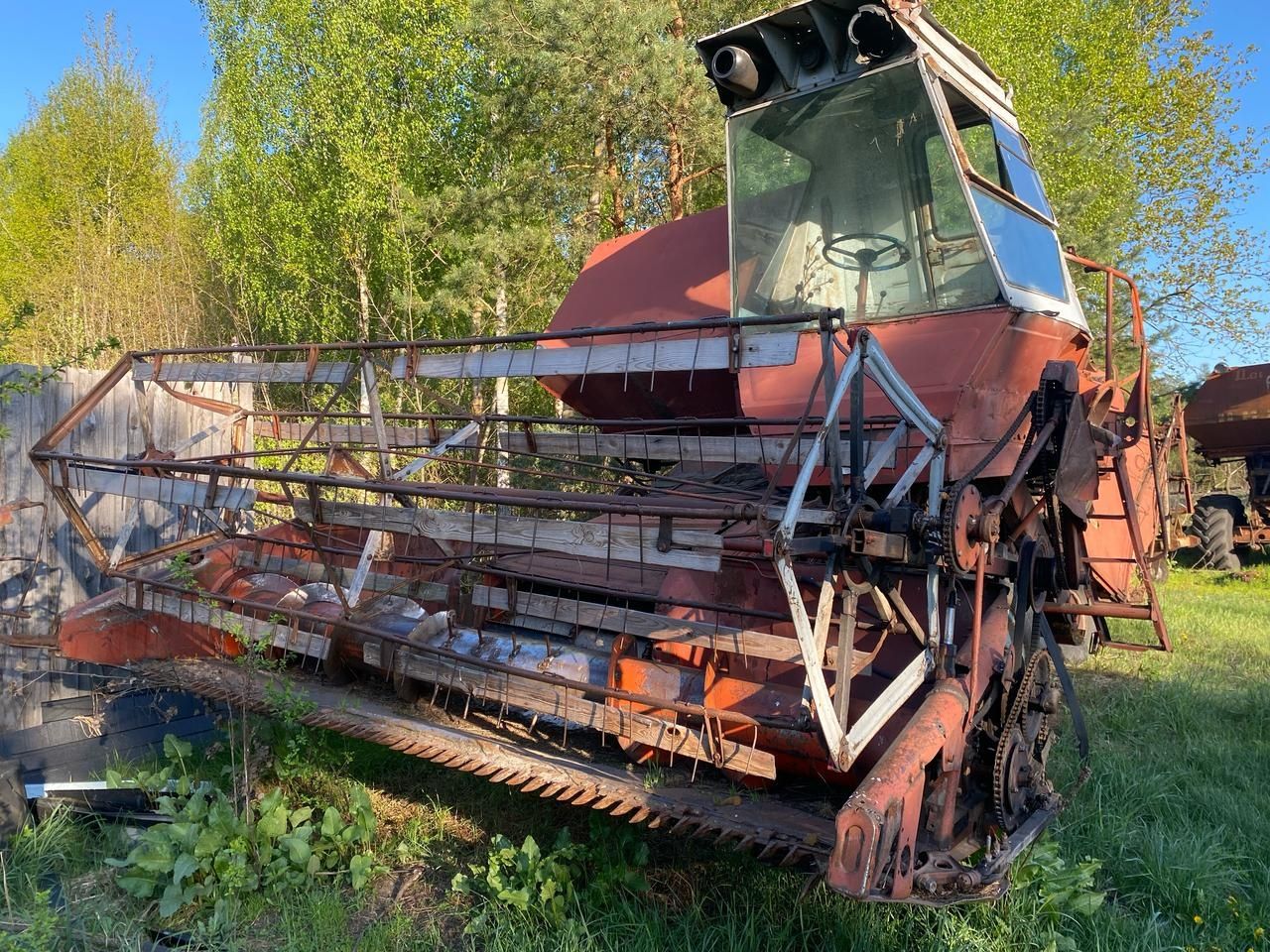 Комбайн Нива 80000грн.
