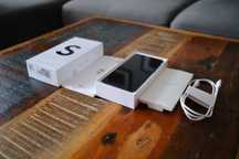 Samsung Galaxy S21 FE 6/128GB w stanie idealnym (kolor graphite)