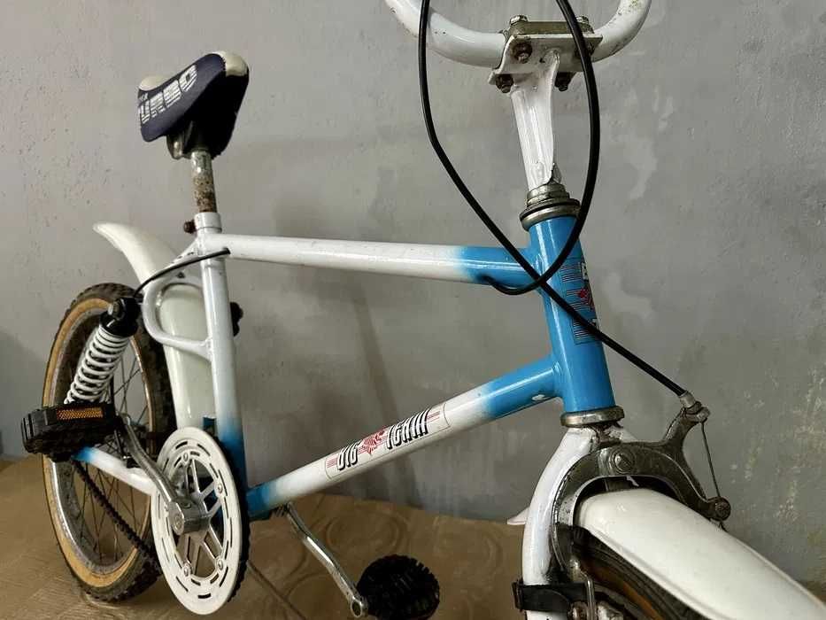 Bicicleta BMX BT - “vintage”