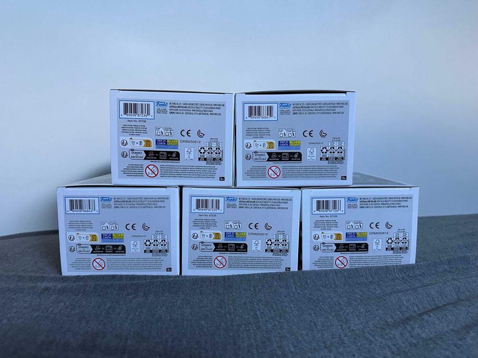 Solo Leveling Sung Jinwo 1982 Igris 1985 Tank 2020 Iron 2021 Beru 2022