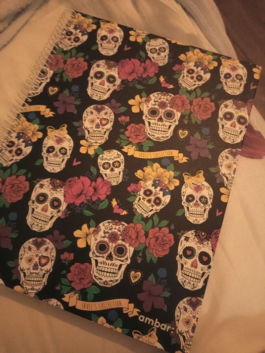 Caderno A4 caveira mexicana -ambar