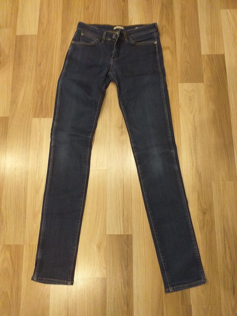 Jeansy wrangler w26