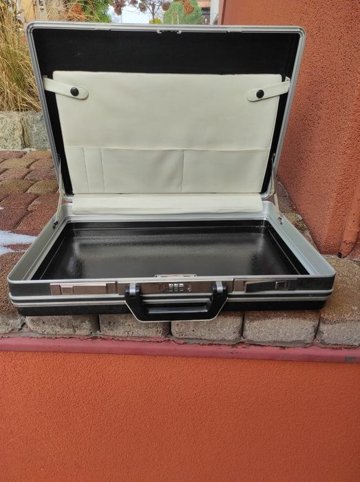 Walizka  do dukómentów