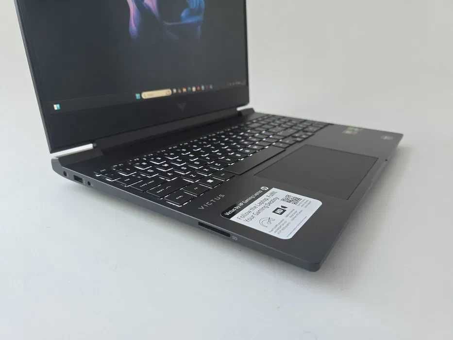 HP Victus 15 (2024) R5 7535HS/RTX 2050/RAM 16GB/SSD 256GB/IPS 144Hz