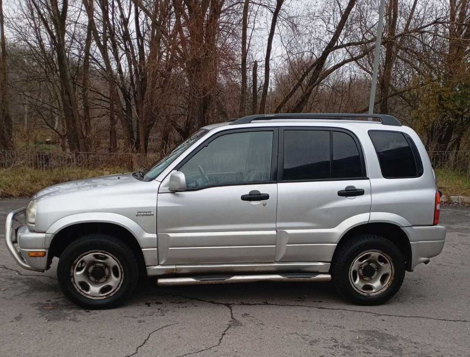 Авто Suzuki Grand Vitara 2002