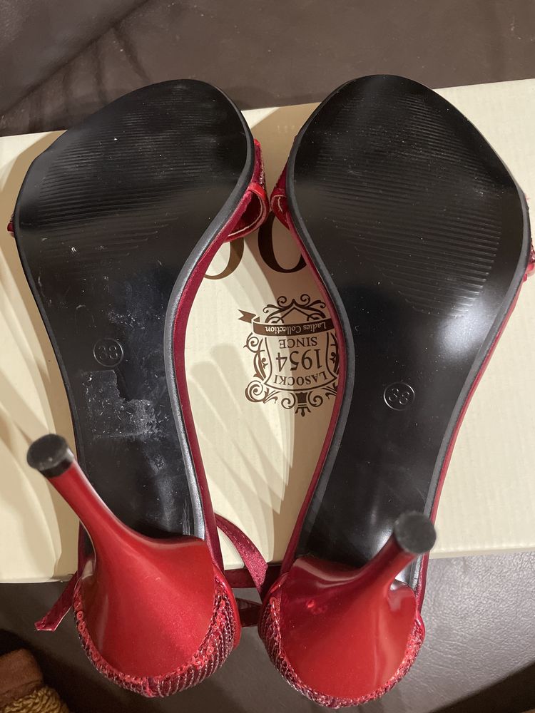 Sandały eleganckie r.38 cekiny błyszczące NOWE