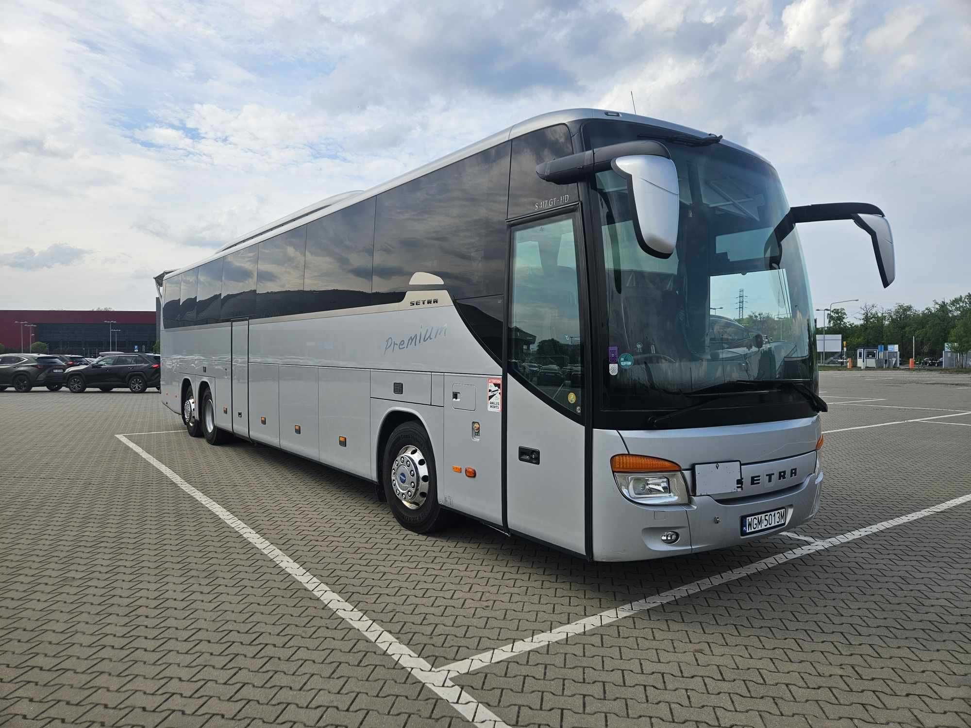 Wynajem busów autobusów bus autokaru przewóz osób przewozy pracownicze
