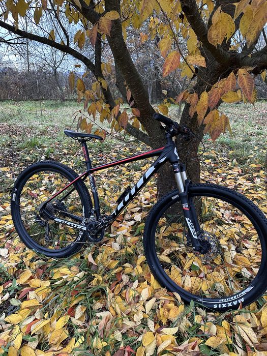 Велосипед Scott в дуже горному стані