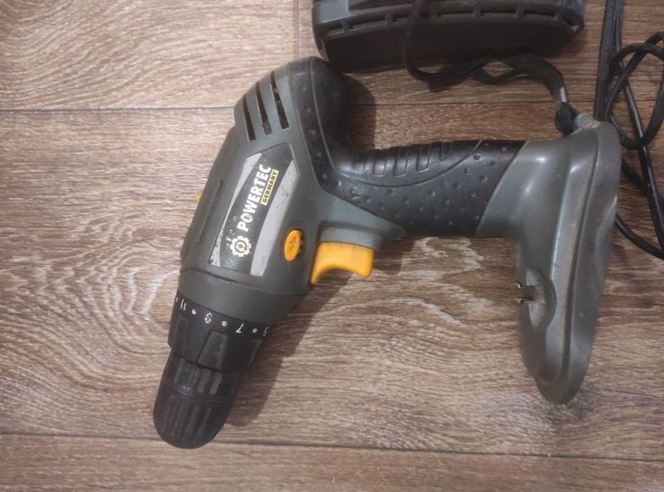 Шуруповёрт Powertec PT 3056