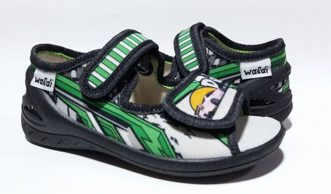 Босоножки сандалии для мальчика Waldi