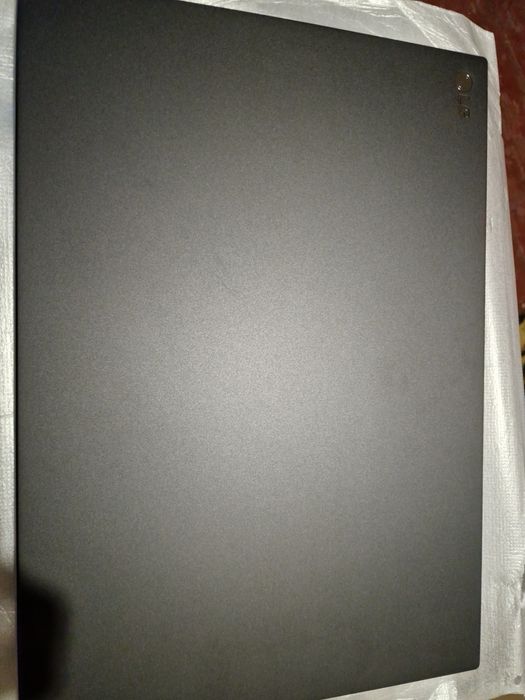 LG Gram 16U70Q r5/16/512