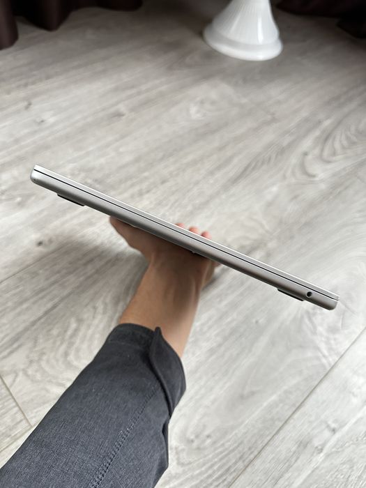 Macbook Air M3 2024 рік 100%