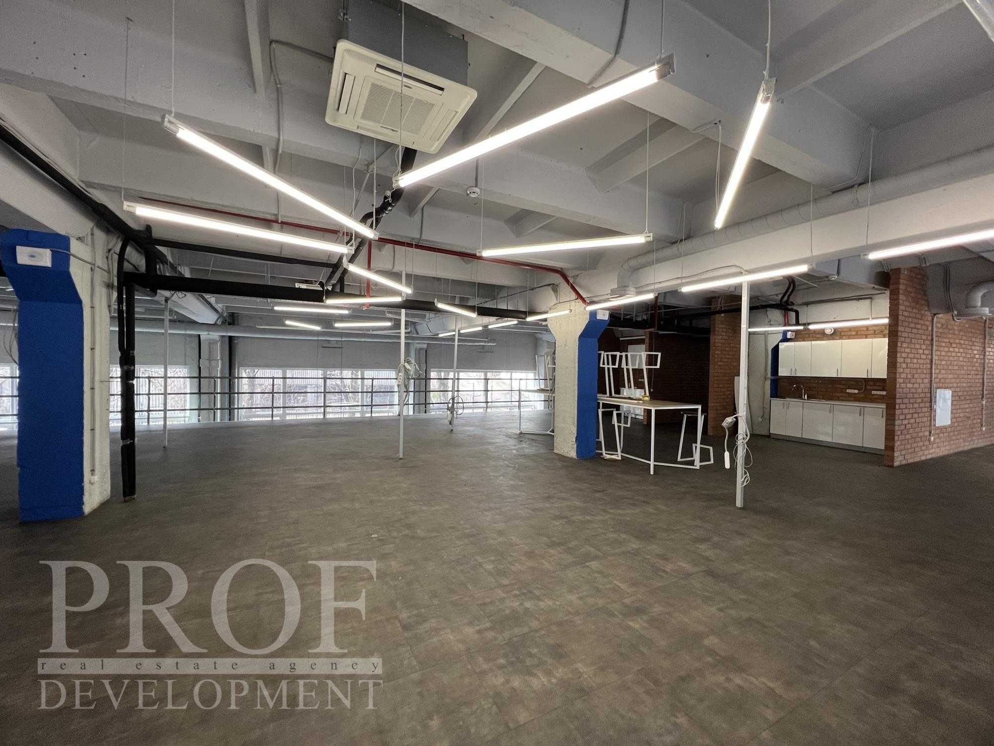 Сучасний LOFT з вільним плануванням (1700 м2)