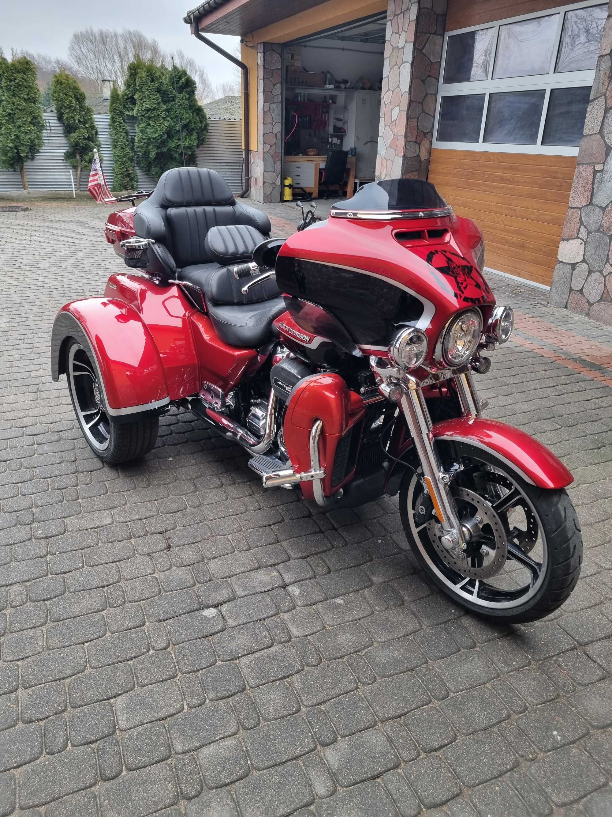 Harley-Davidson CVO Tri Glide Trajka