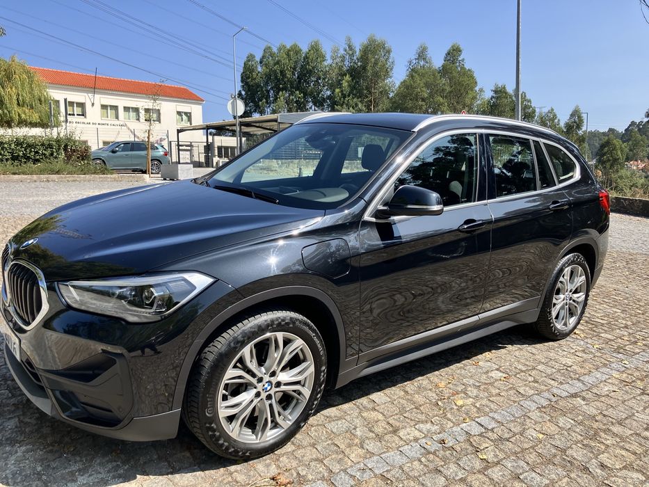 BMW SUV X1 xDrive25e híbrido plug-in 220cv tração 4 rodas 2020