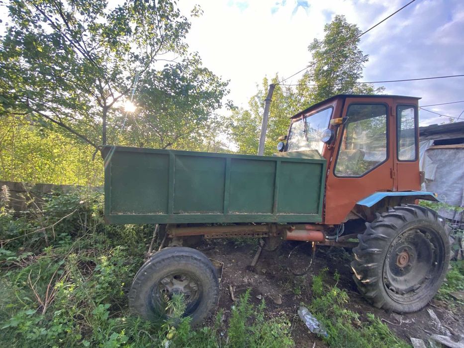 Продам трактор  Т-16