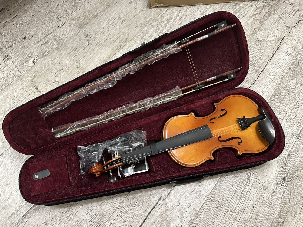 Скрипка Mendini By Cecilio Violin 4/4 MV400