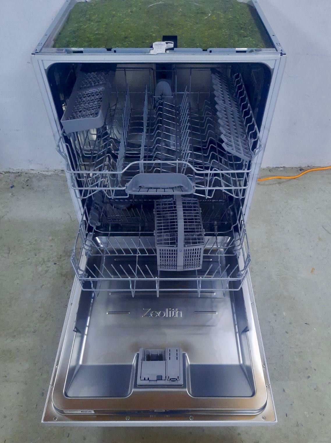 2020 рік , Bosch Serie 4 Zeolith SuperSilence,посудомийна машина 60см