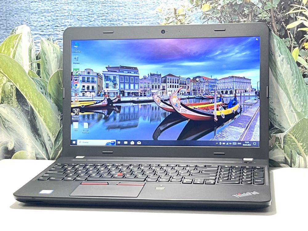 Ноутбук Lenovo ThinkPad E560 15.6 I5-6200U 8Gb 256SSD як новий