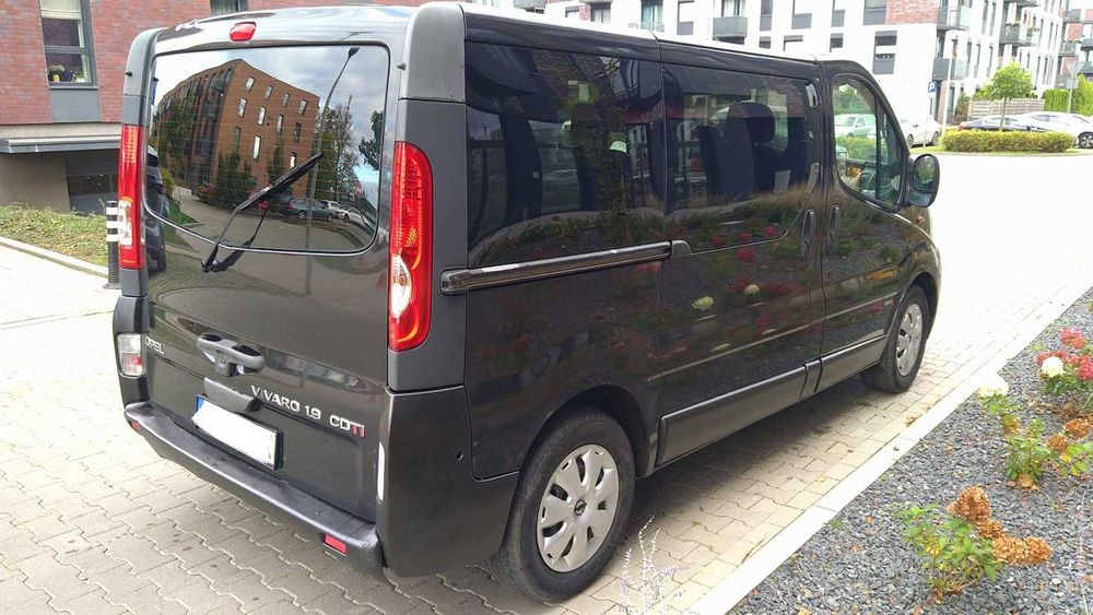 opel vivaro 1.9 diesel 2005r 9 osobowy