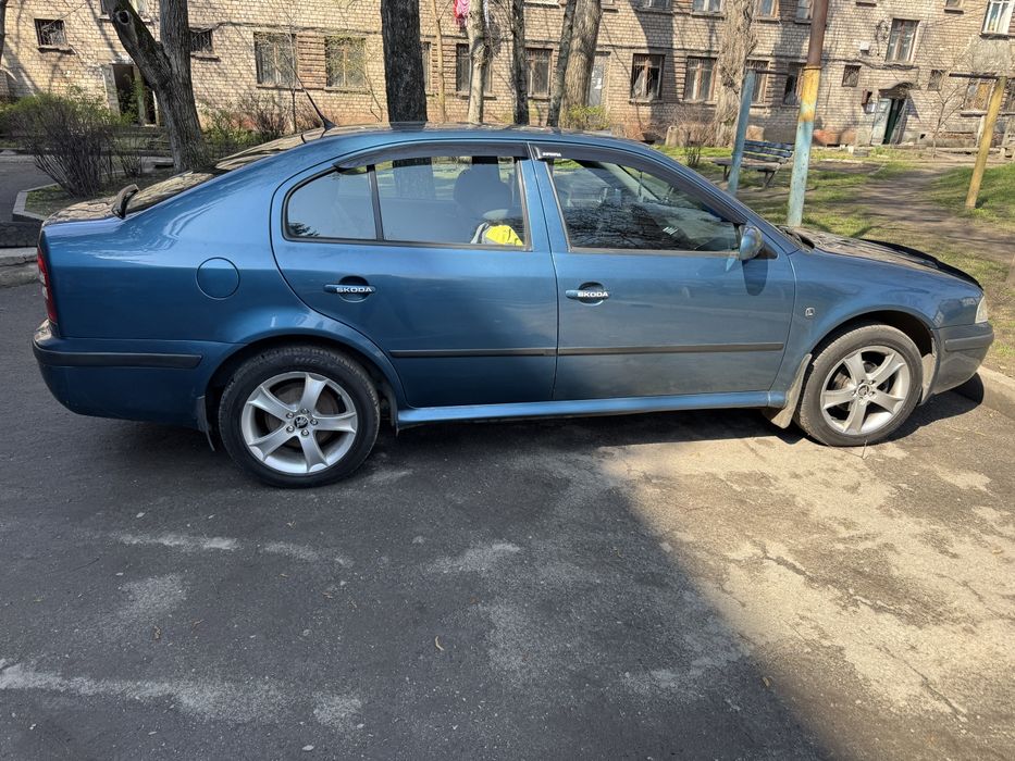 Продам Шкода Октавия тур
