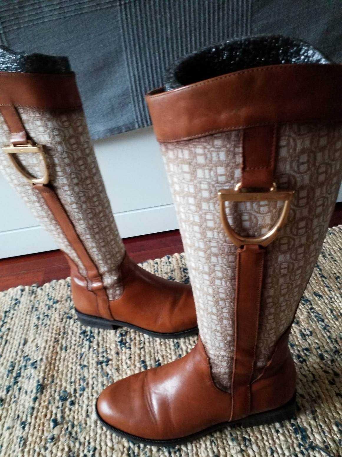 Botas de cano alto HISPANITAS