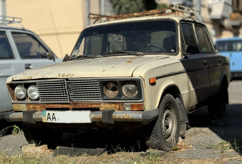 Автомобіль ВАЗ 21063