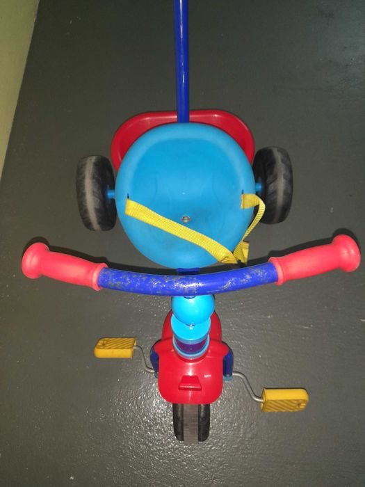 Triciclo de bebé