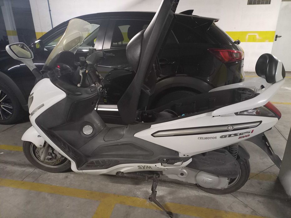 Moto bastante econômica e fiável.