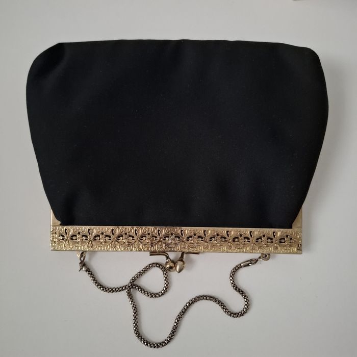 Mała torebka do ręki vintage na złotym łańcuszku /portmonetka