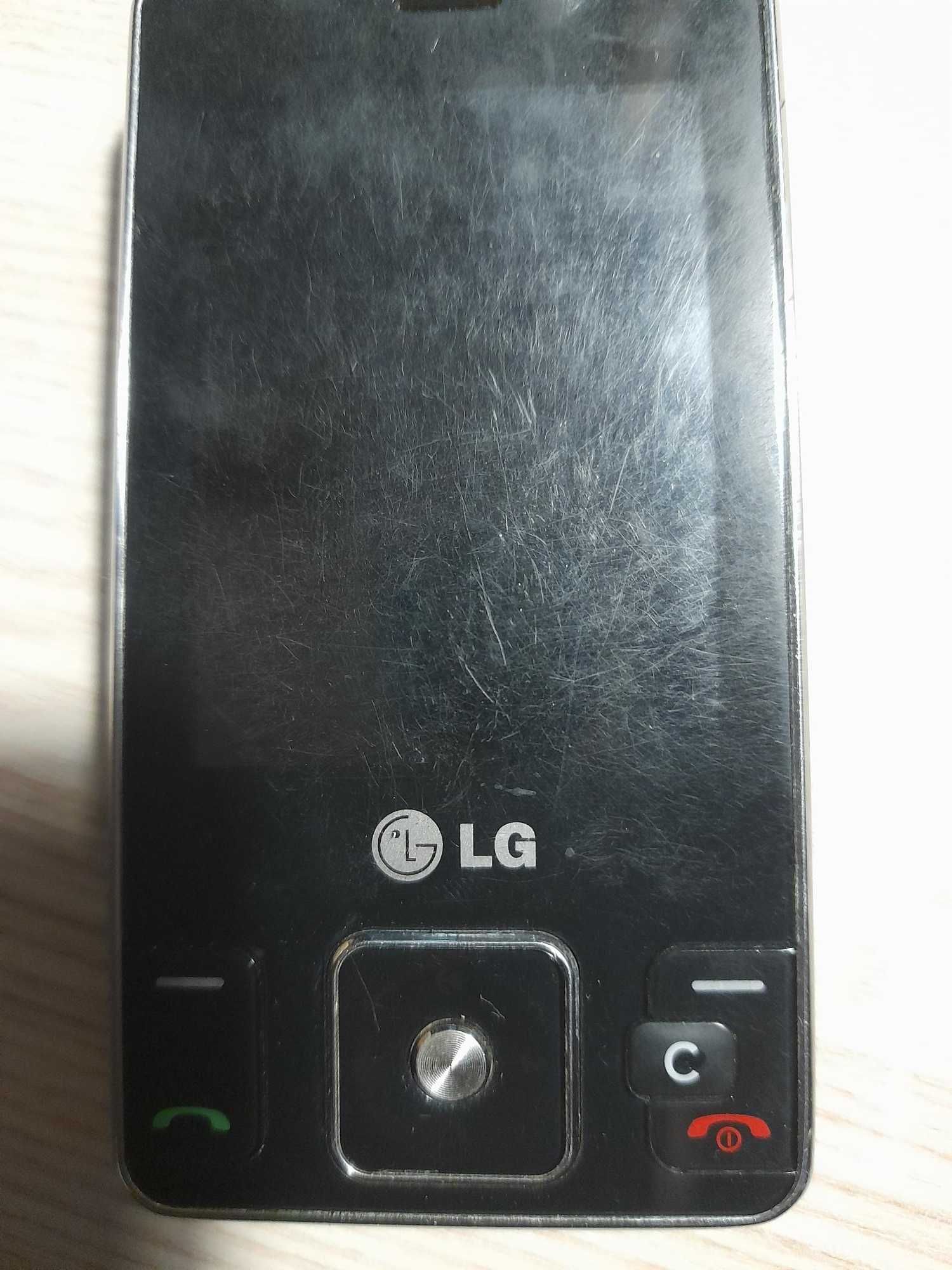Stary telefon LG KC550