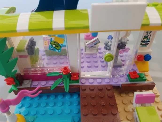 Loja do Surf de Heart Lake City - Lego Friends