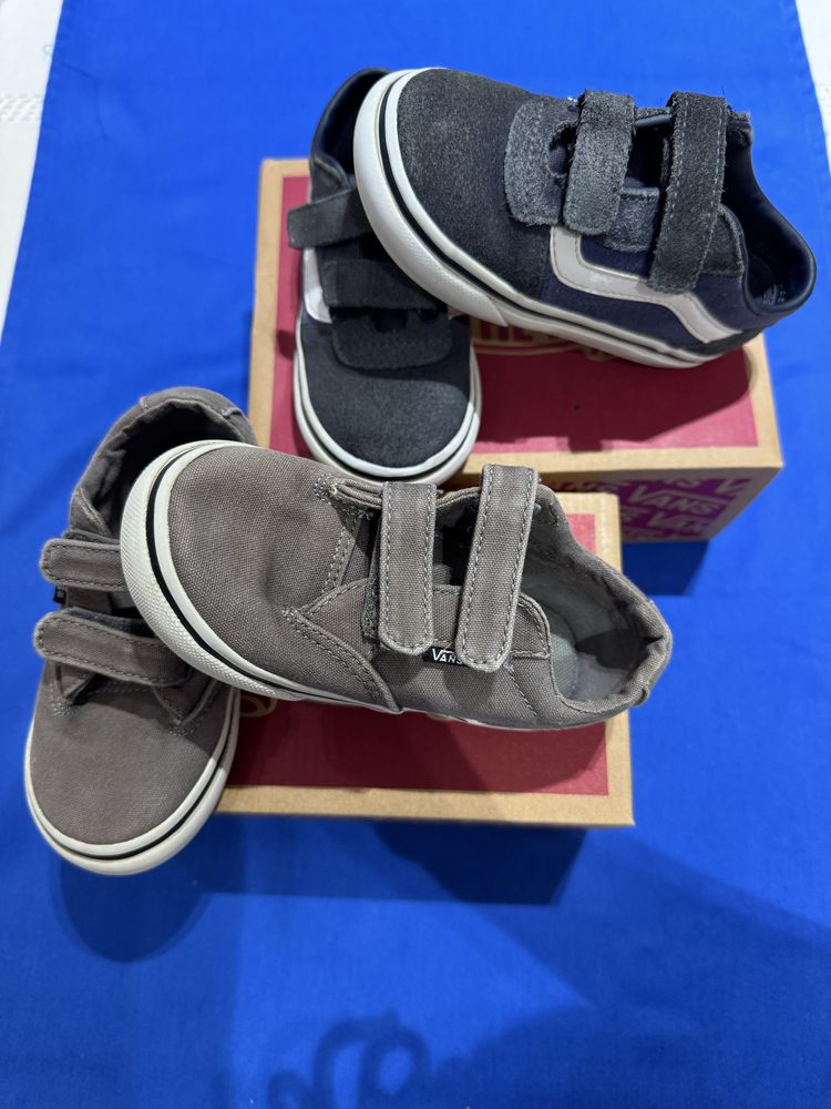 Vendo Ténis VANS número 24 como NOVOS