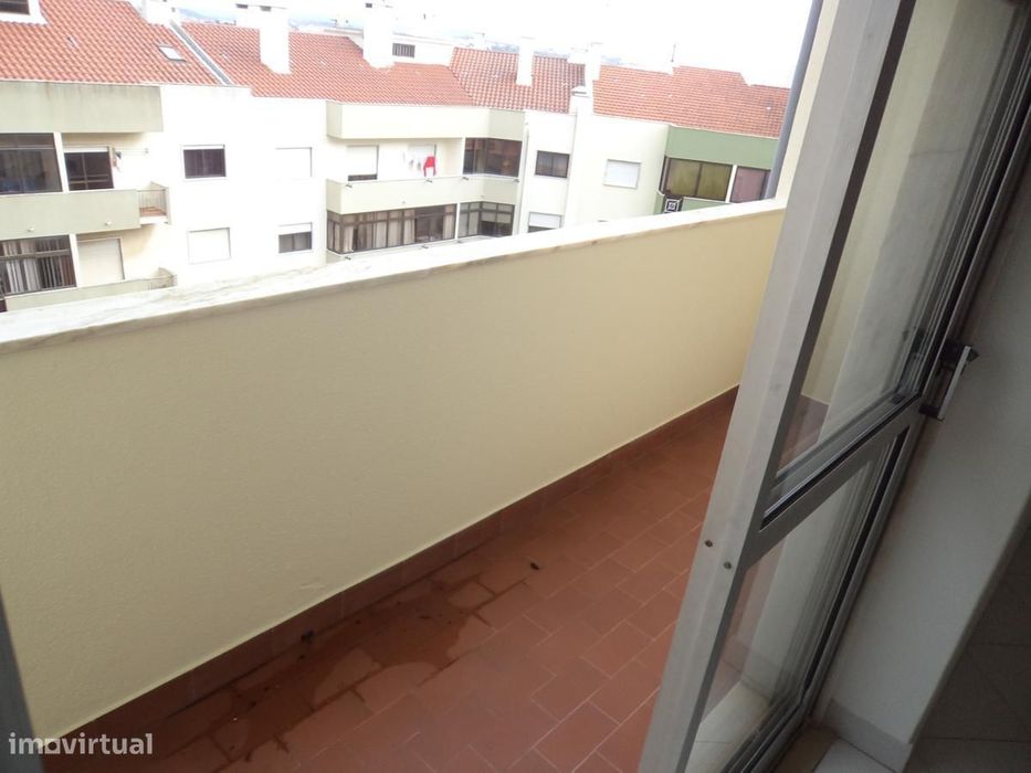 Apartamento T2 - Algueirão - Mem Martins - Bairro de Ouressa