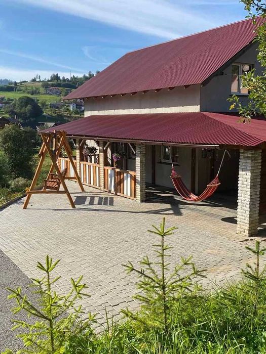 Котедж на. 5 спалень. Басейн. Чан. Тераса.  Вид на гори