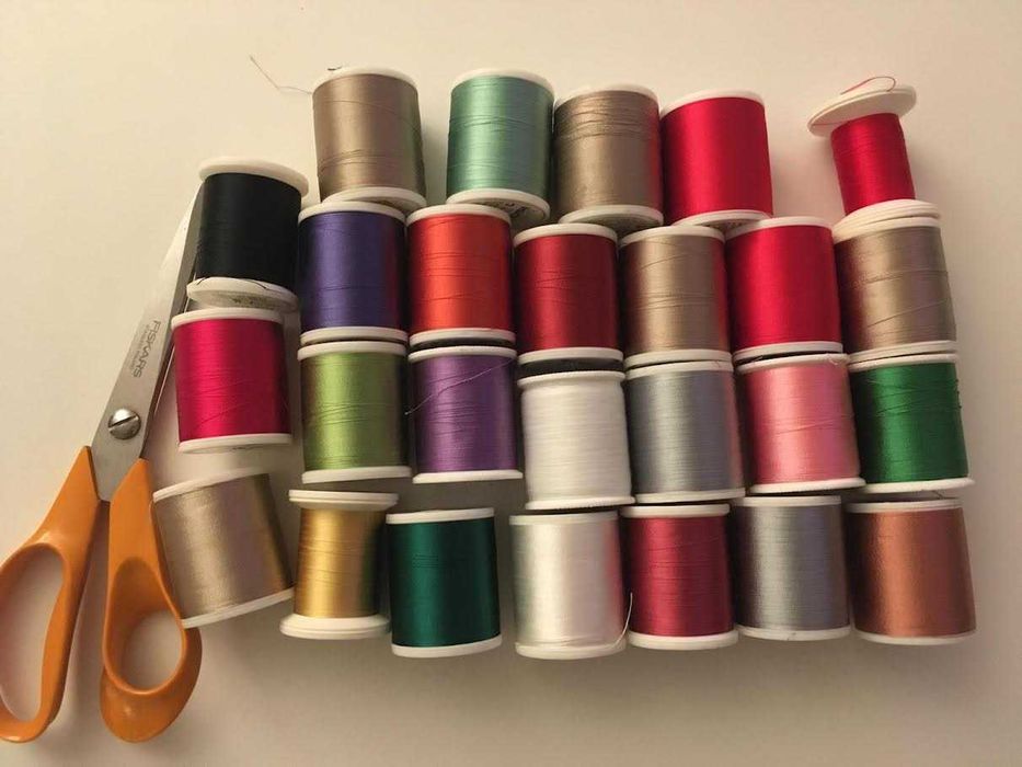 Lote de Linhas para Costura (Cores)