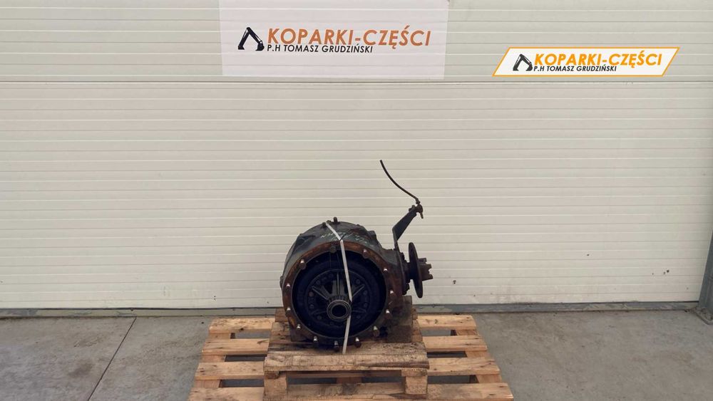 Środkowa obudowa mostu tylnego New Holland LB 85 - 110, Hitachi FB 100