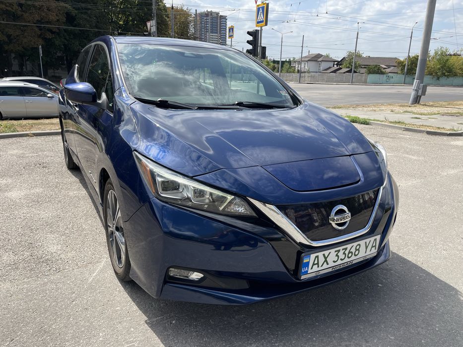 Nissan leaf 18 г., 40 кВа