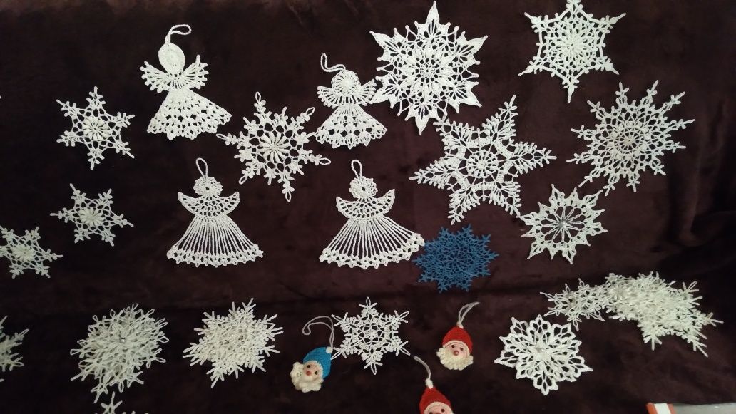 Новорічні прикраси гачком,вязані сніжинка на ялинку  або для декору