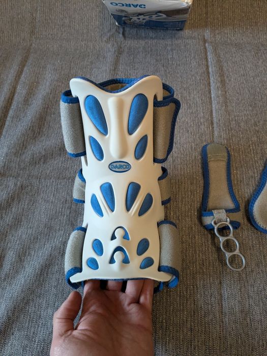 Ортопедичний нічний ортез-фіксатор Body Armor® Night Splint Darco