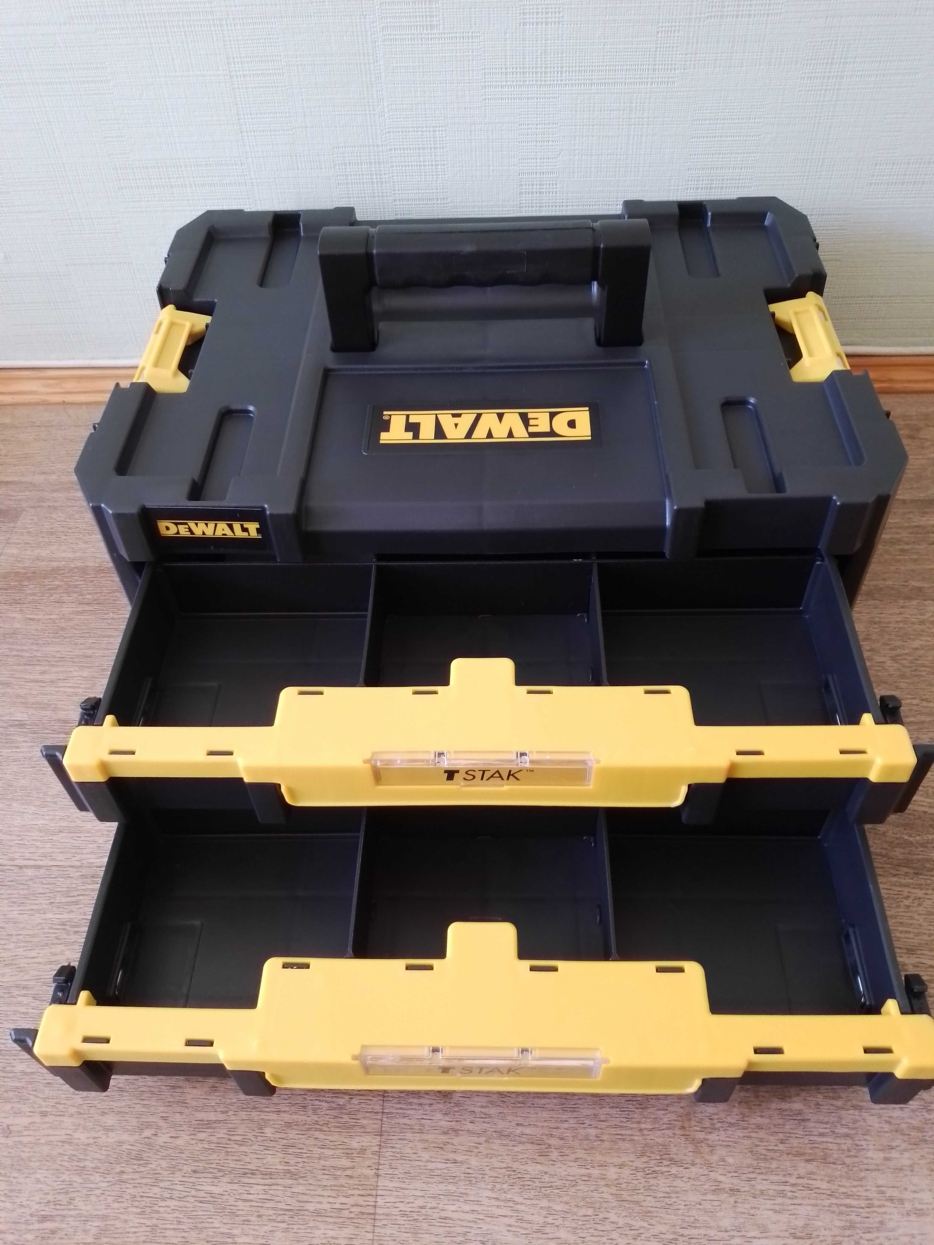 Ящик інструментальний TSTAK DeWALT DWST1-70706
