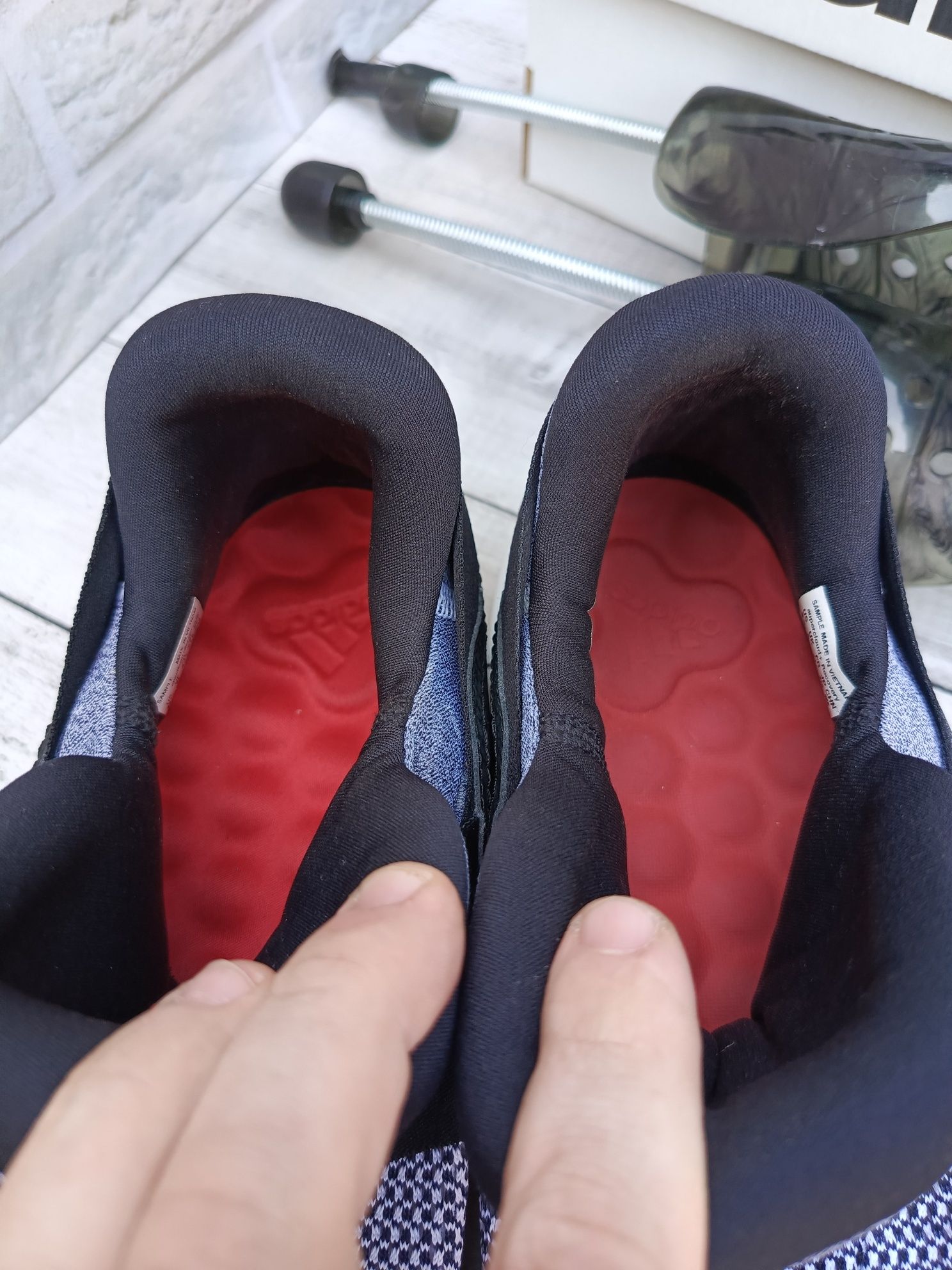Кросівки adidas (43р 27.5 см)
