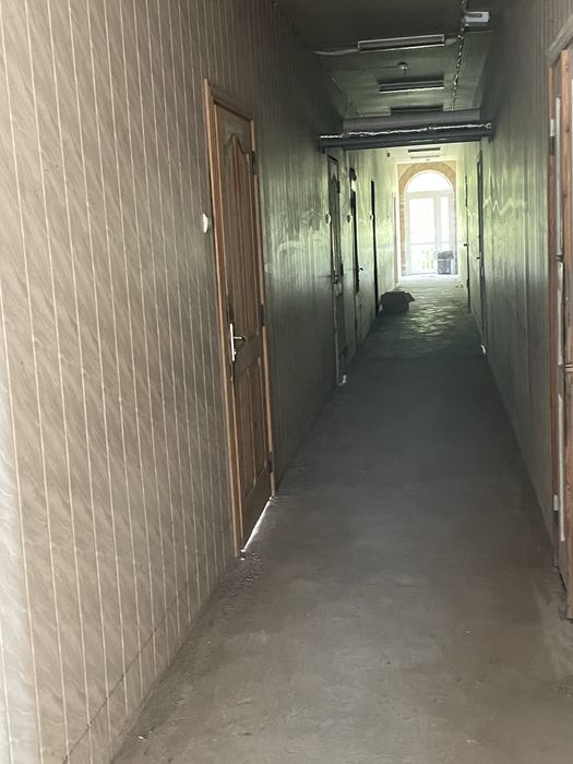 Продам велике  виробниче приміщення , 1100 кв м по 460долл за метр