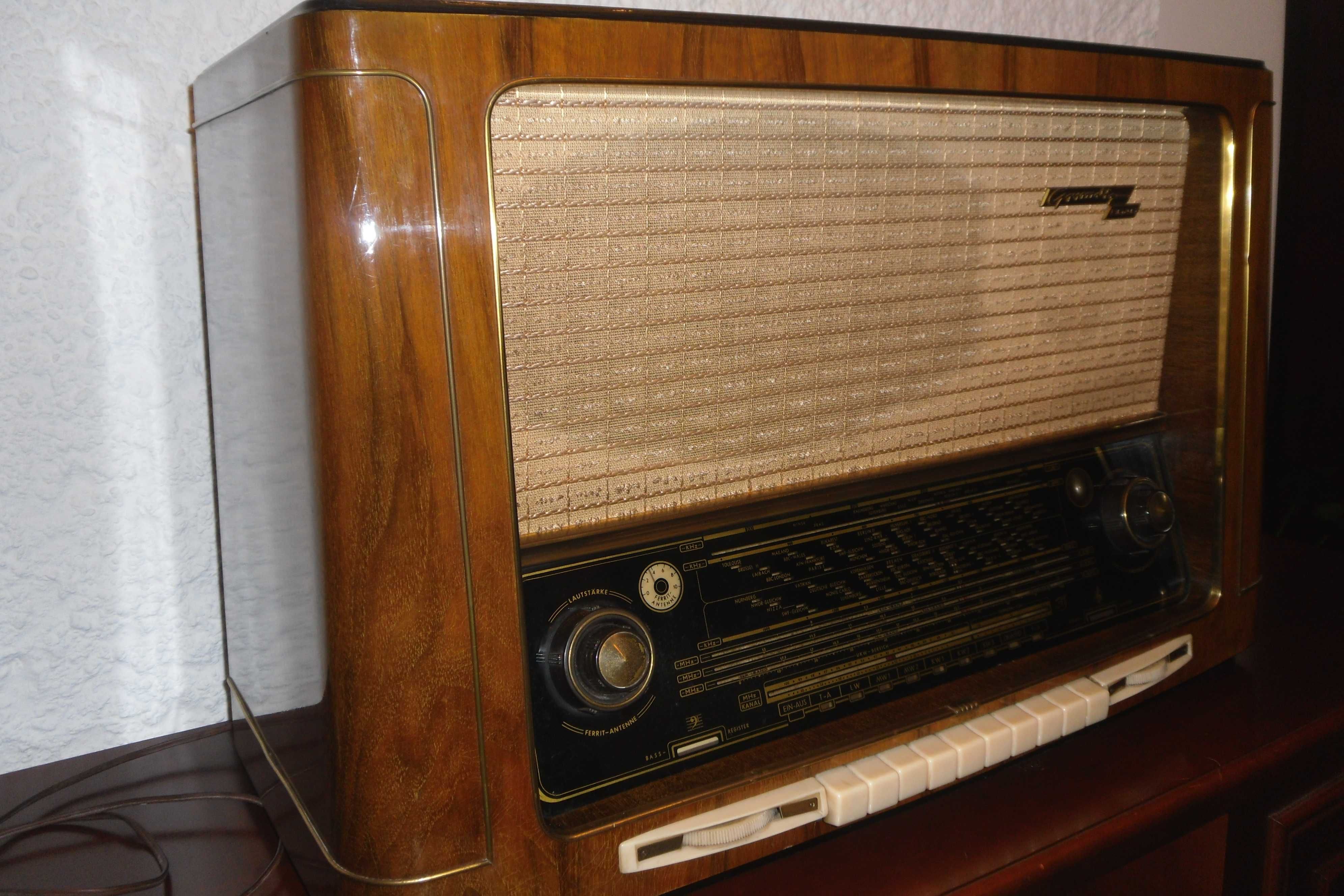 Radio lampowe Grundig 5040