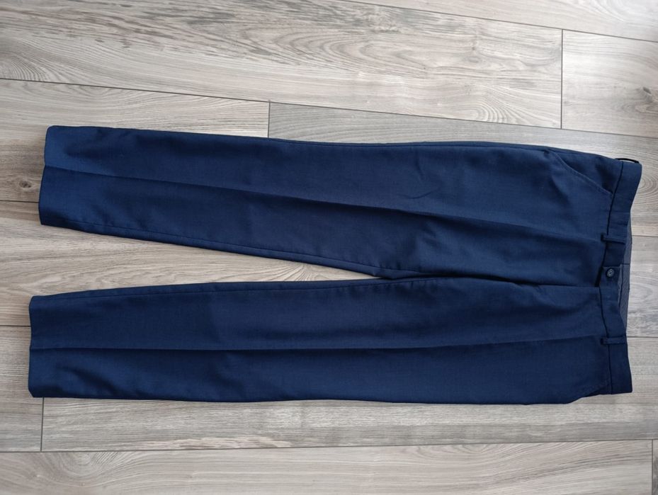 Garnitur granatowy 176