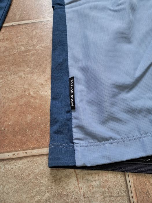 Кофта Mons Royale Redwood Merino Wind Jersey