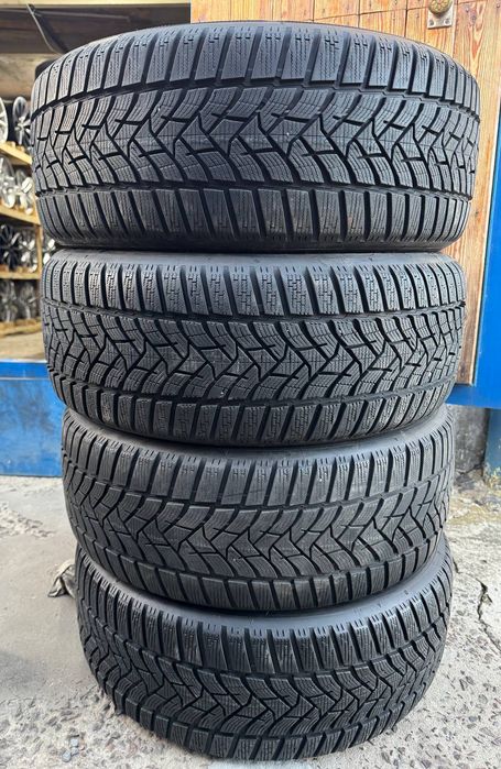 225 45 R18 Dunlop зима