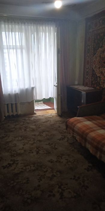 2х кімн. Суміжна. Гната Юри 7а . 12500грн
